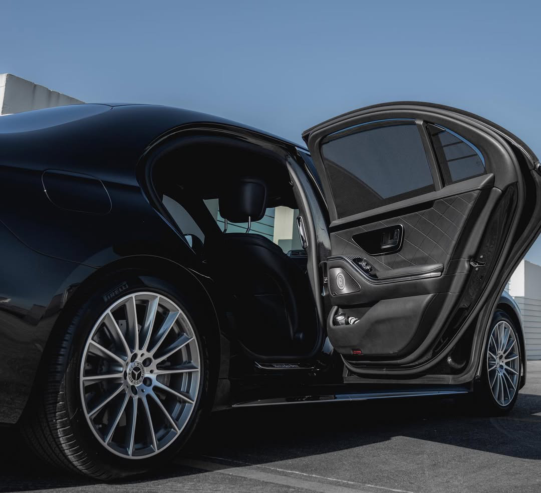 Luxury limousine company vehicle in New Orleans with a professional chauffeur